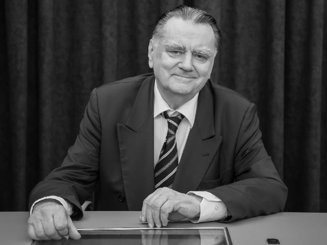 Żałoba narodowa po śmierci Premiera Jana Olszewskiego
